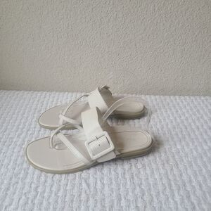 Vionic Julep Women's White Strappy Sandals Size 9